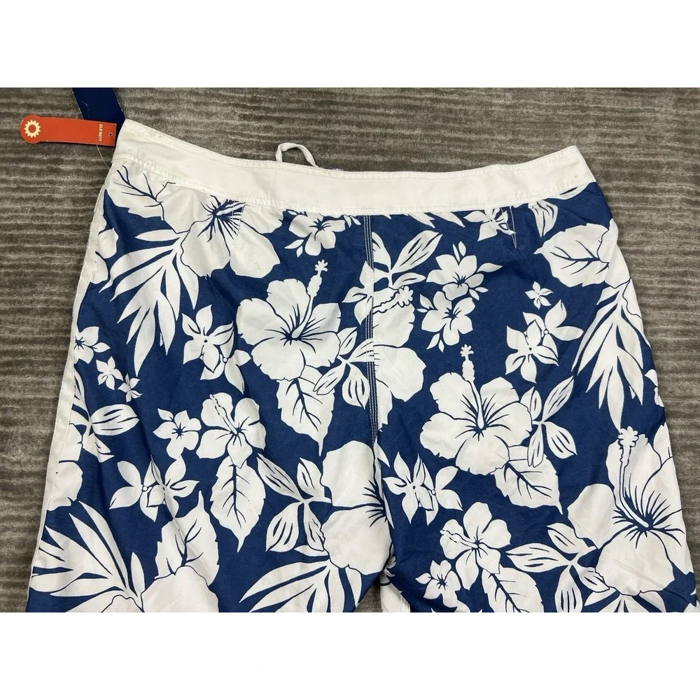 Old Navy has stain